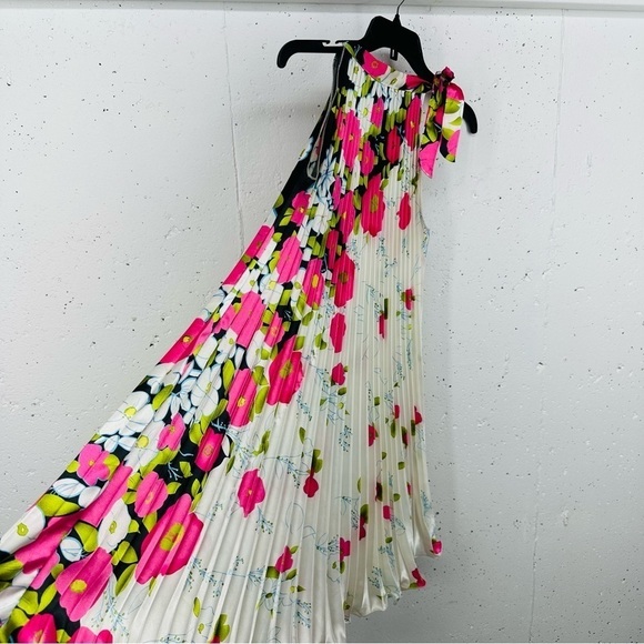 Vintage Neelam Medium High Neck Sleeves Whit Pink Floral Pleated Dress - Picture 7 of 16
